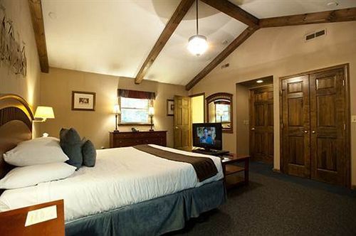 The Biggest Loser Resort Niagara Java Center エクステリア 写真