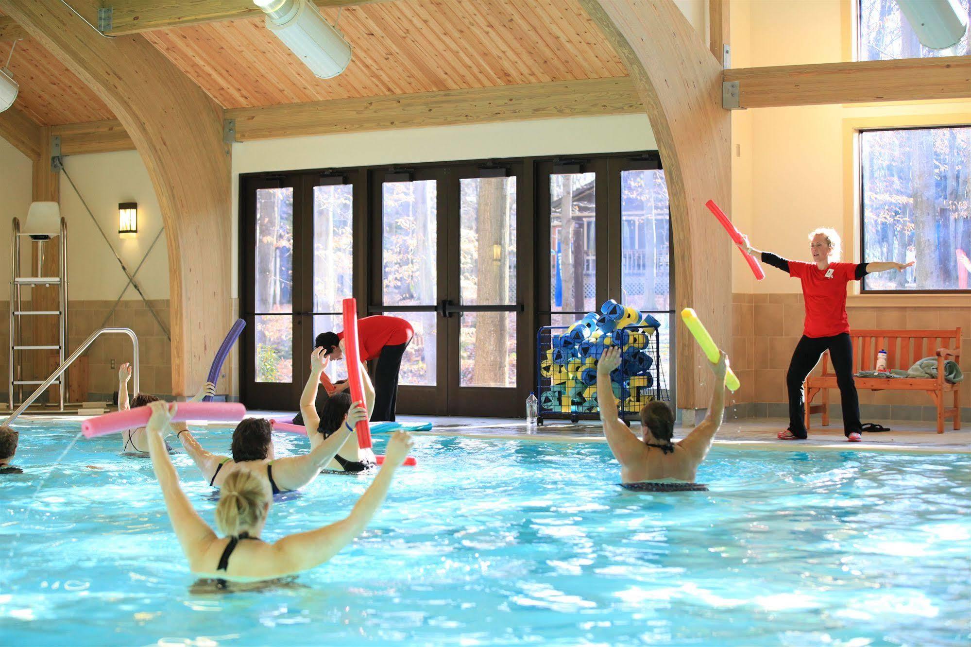 The Biggest Loser Resort Niagara Java Center エクステリア 写真
