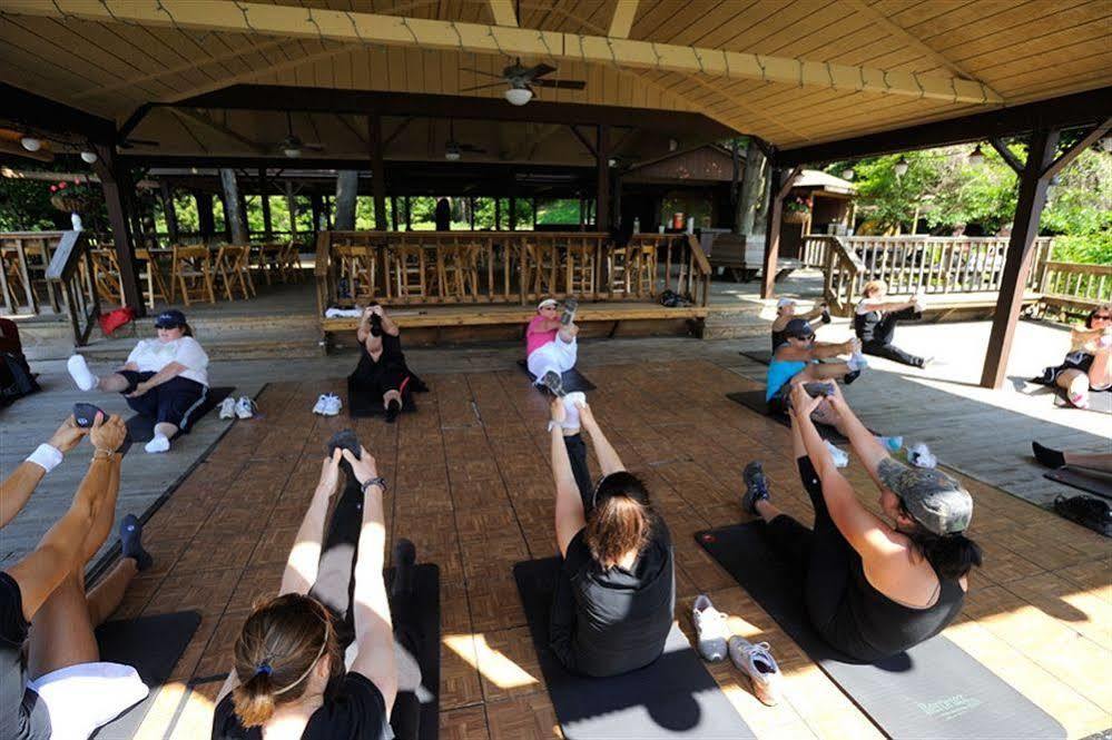 The Biggest Loser Resort Niagara Java Center エクステリア 写真