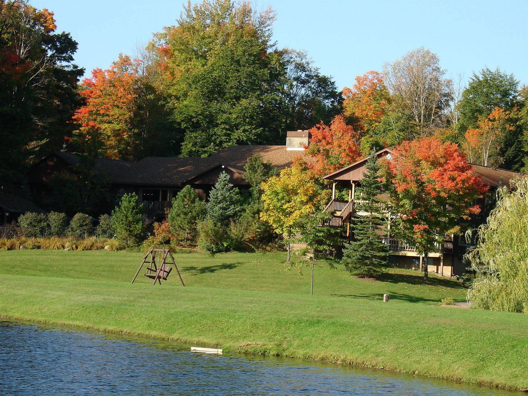 The Biggest Loser Resort Niagara Java Center エクステリア 写真