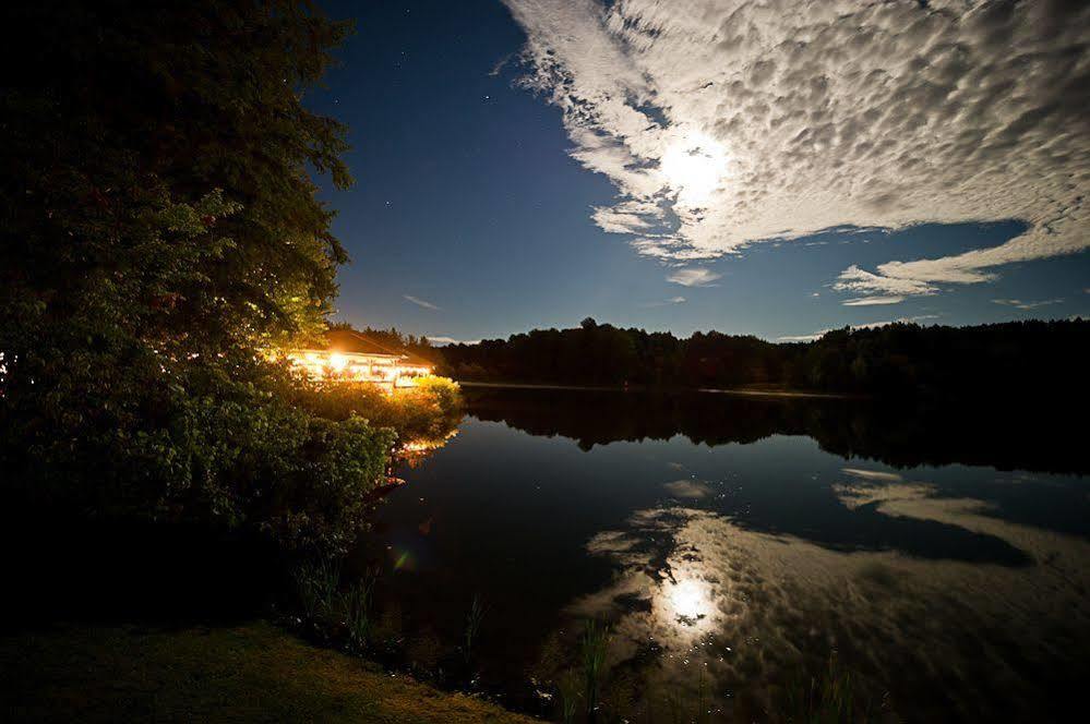 The Biggest Loser Resort Niagara Java Center エクステリア 写真